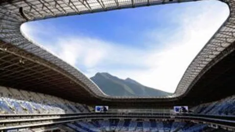 “王大雷坚信：球队晋级前景未绝。”